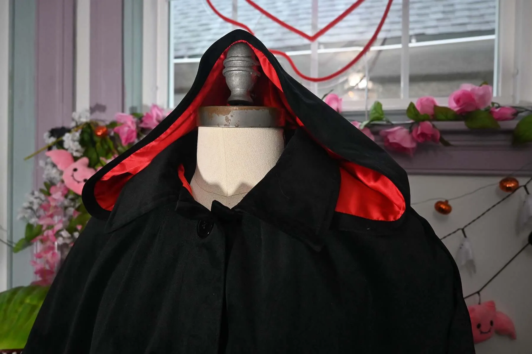 FLORENCE HOODED CAPE IN BLACK VELVET