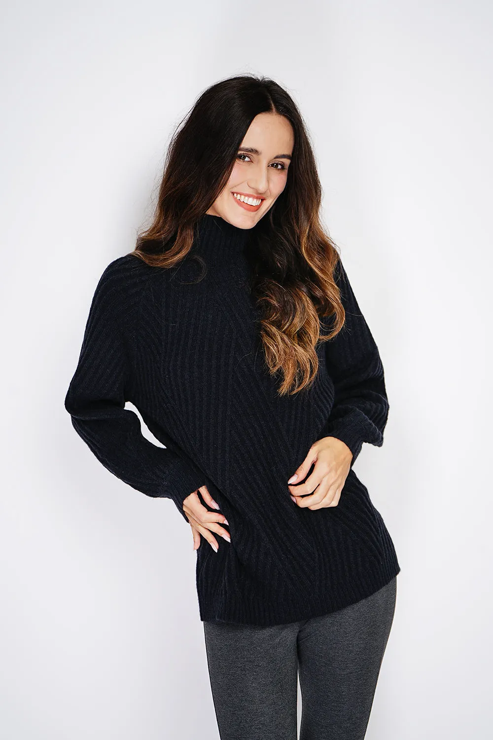 High-neck fancy knit tunic with long sleeves