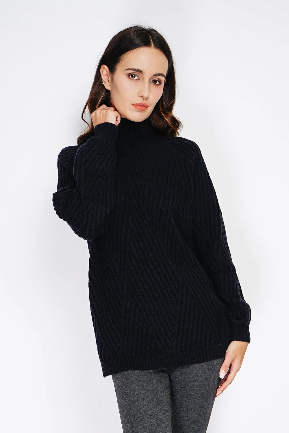 High-neck fancy knit tunic with long sleeves