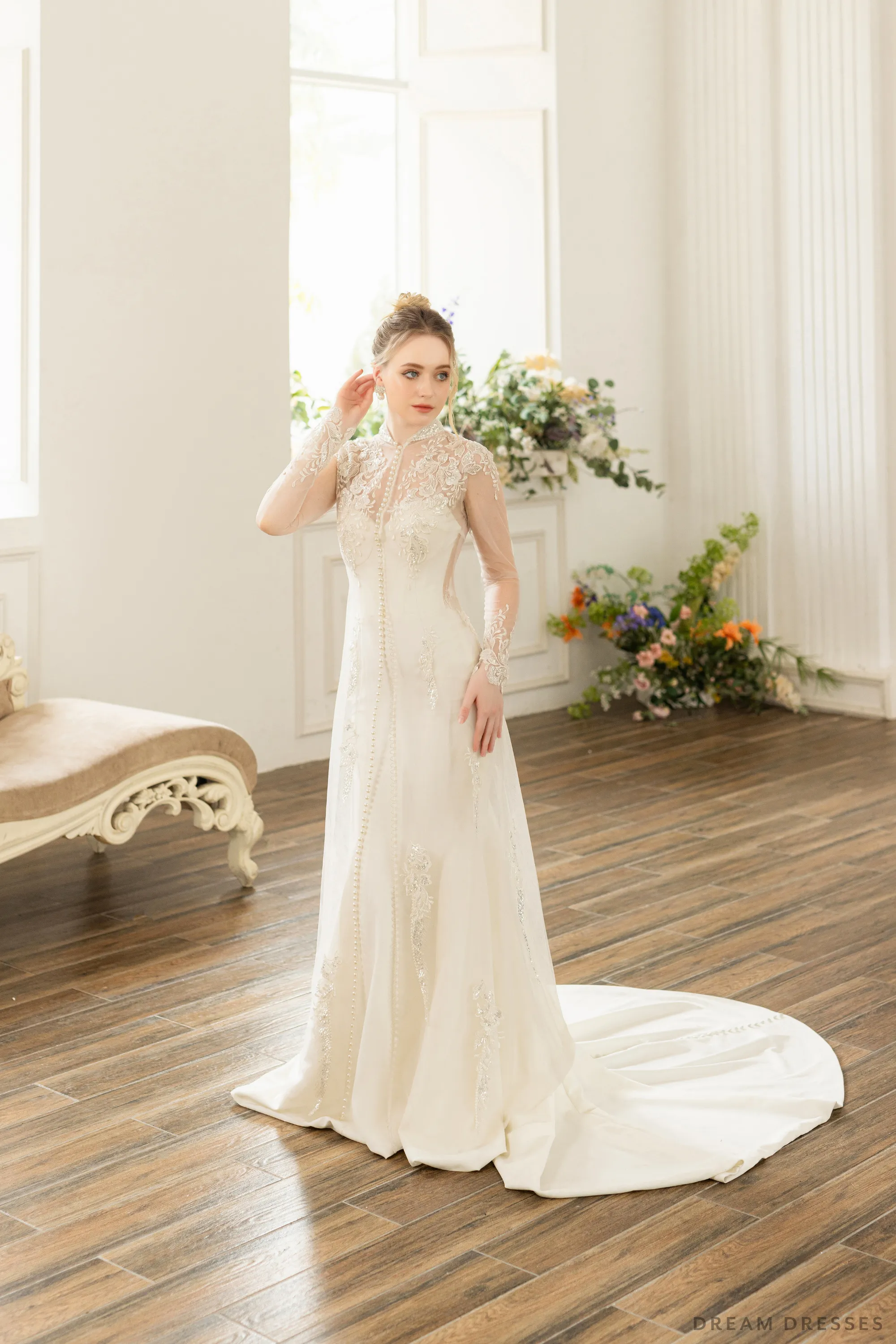 Long Sleeves Bridal Cape with Couture Lace (#SOPHIE)