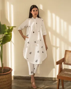 White printed Shirt tunic and pant set (Set of 2)