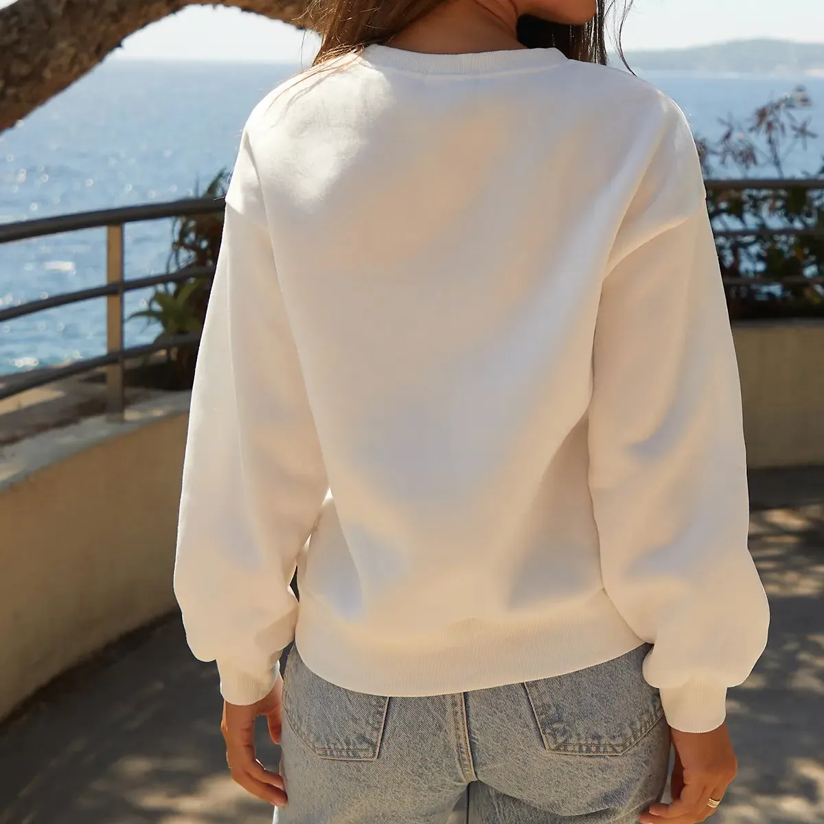 Women's Drop Shoulder White Cartoon Print Sweatshirt